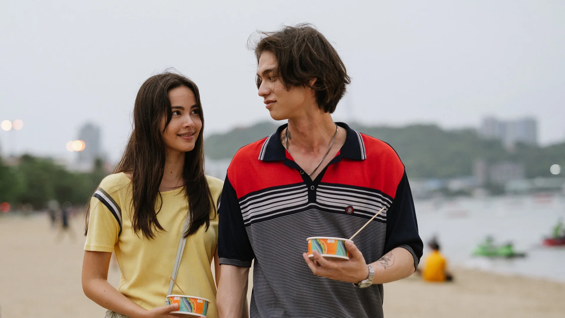 تصویر زمینه دانلود فیلم Love You To Debt 2024
