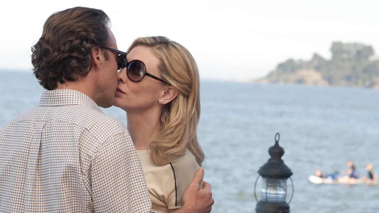 تصویر زمینه دانلود فیلم Blue Jasmine 2013 دوبله فارسی