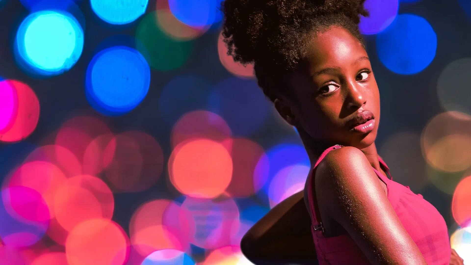 تصویر زمینه مأموران