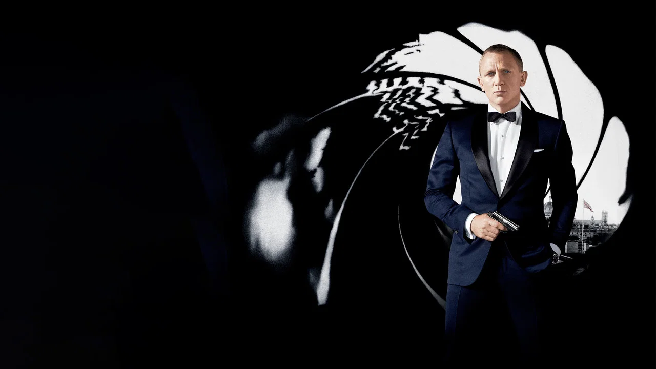 تصویر زمینه دانلود فیلم Skyfall 2012 دوبله فارسی