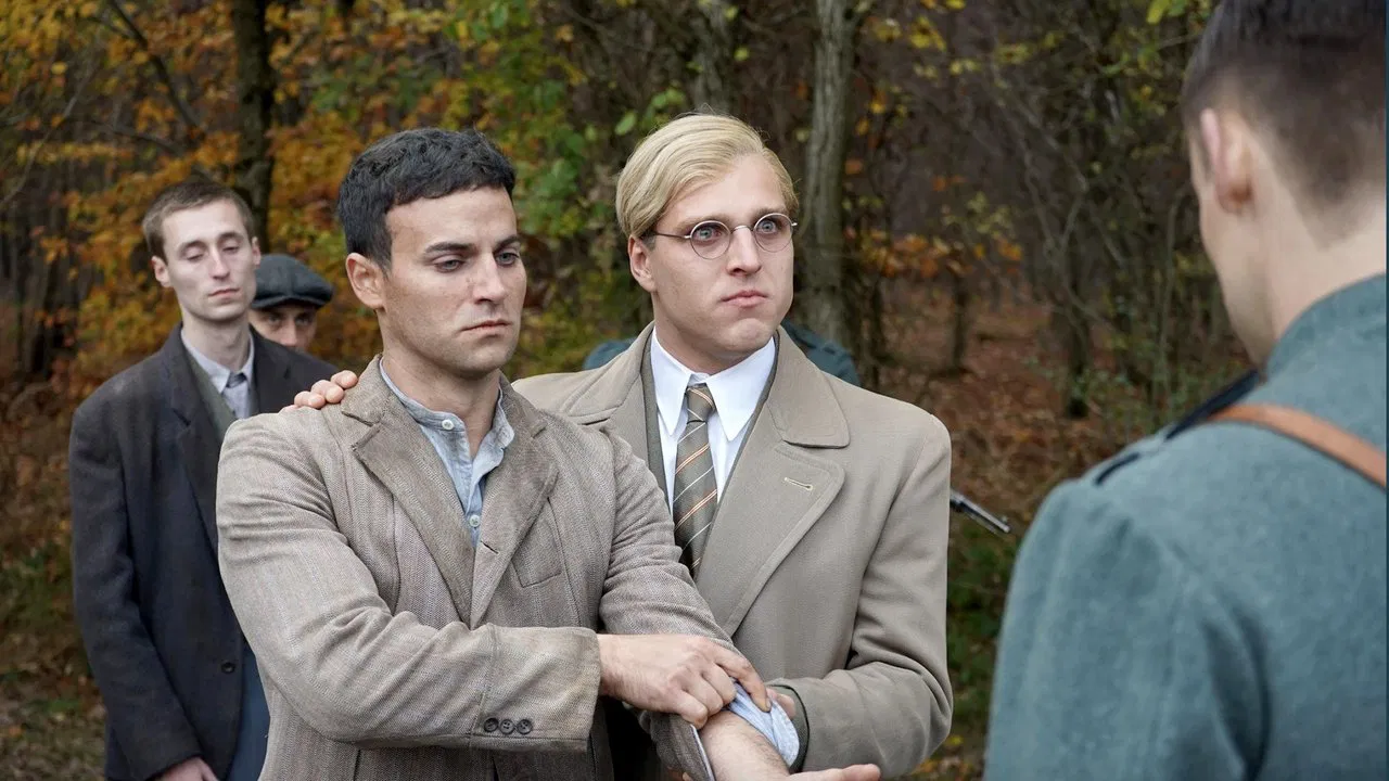 تصویر زمینه دانلود فیلم Bonhoeffer: Pastor. Spy. Assassin. 2024 دوبله فارسی
