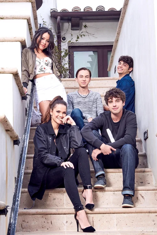 پوستر The Fosters